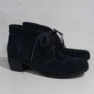 Bussola Olbia silk suede navy booties size 39